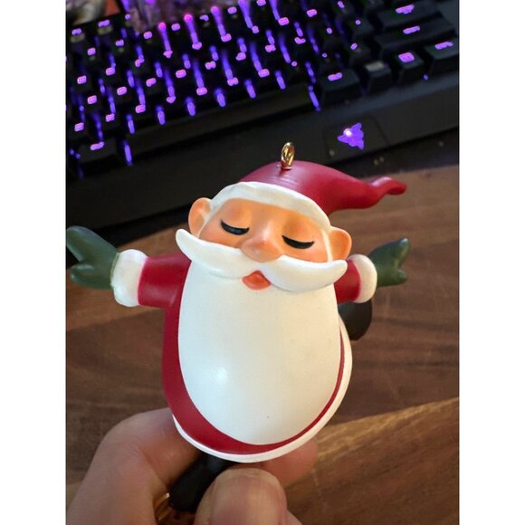 Hallmark Skating Santa Keepsake Ornament Figure Ice Skating 2013 Christmas Decor - Picture 3 of 5